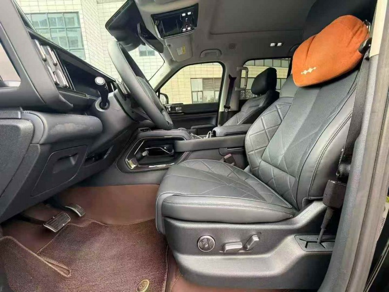 广州25年比亚迪方程豹3