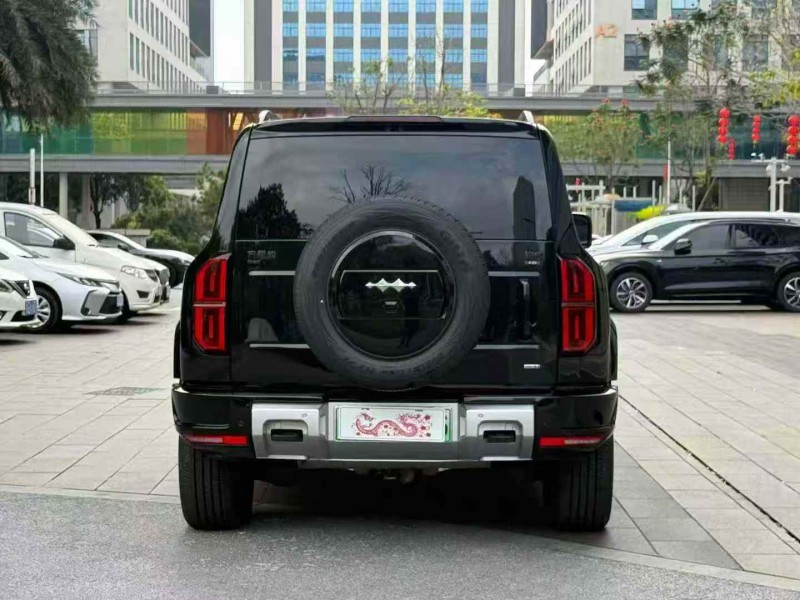 广州25年比亚迪方程豹9