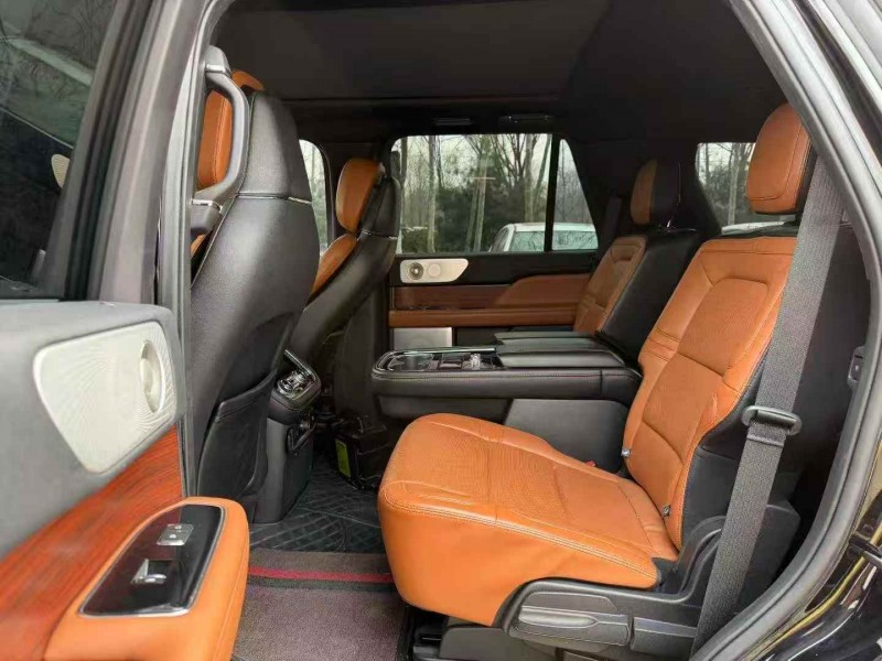 聊城21年林肯领航员4