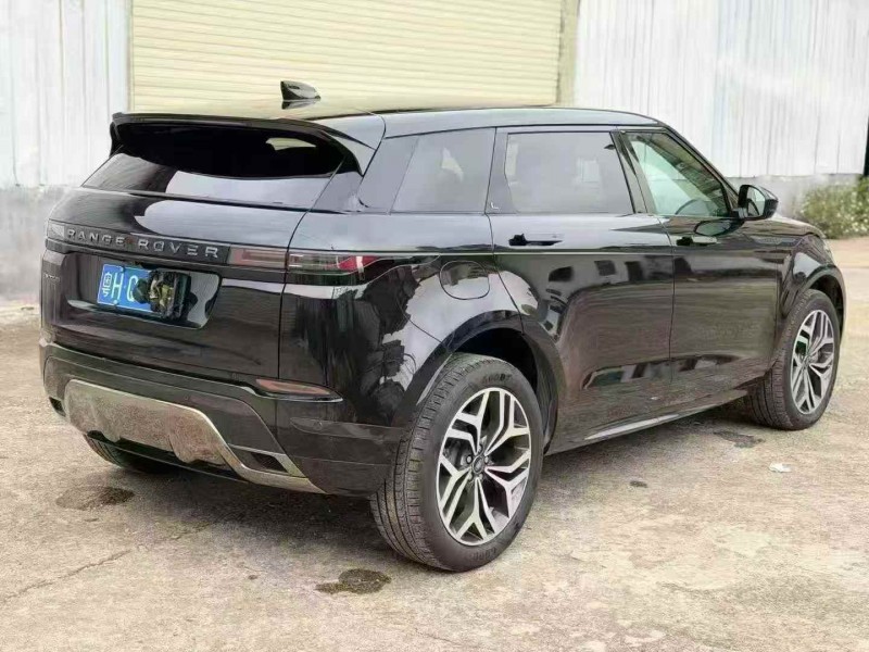 佛山25年路虎极光8