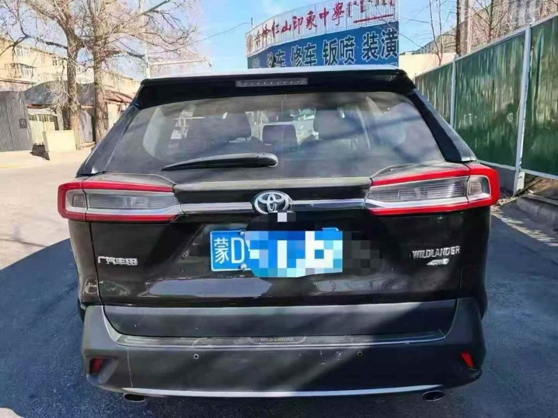 赤峰20年丰田威兰达9