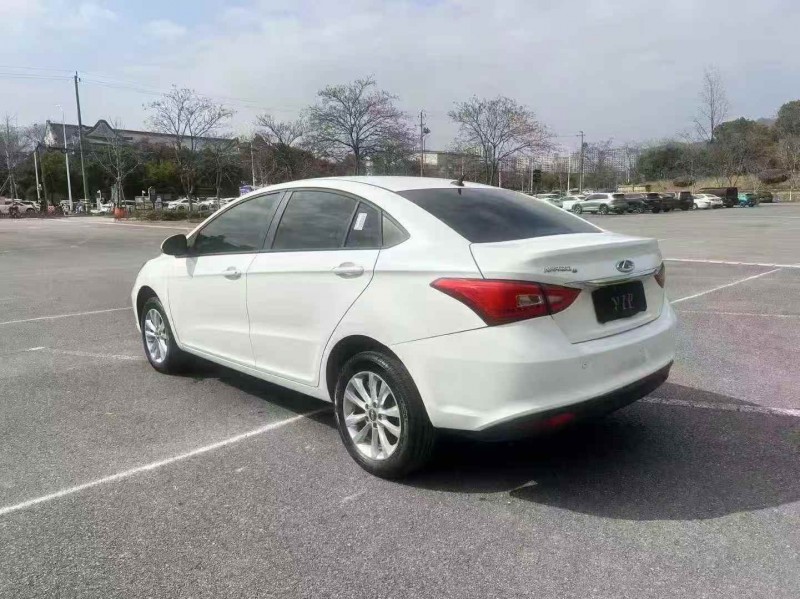 衢州24年奇瑞艾瑞泽8