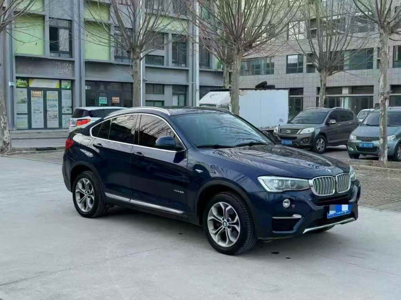 济宁16年宝马X43