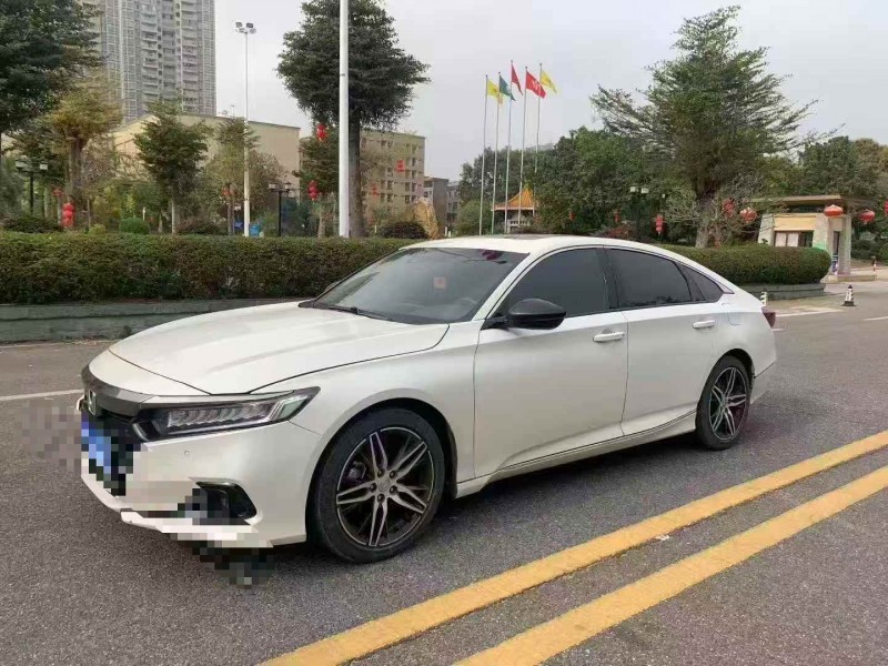 江门22年本田雅阁3