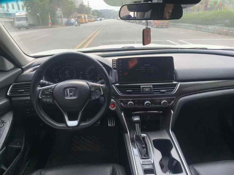 江门22年本田雅阁5