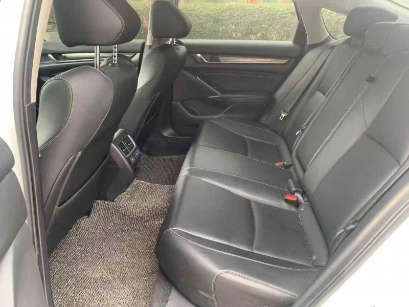 江门22年本田雅阁6