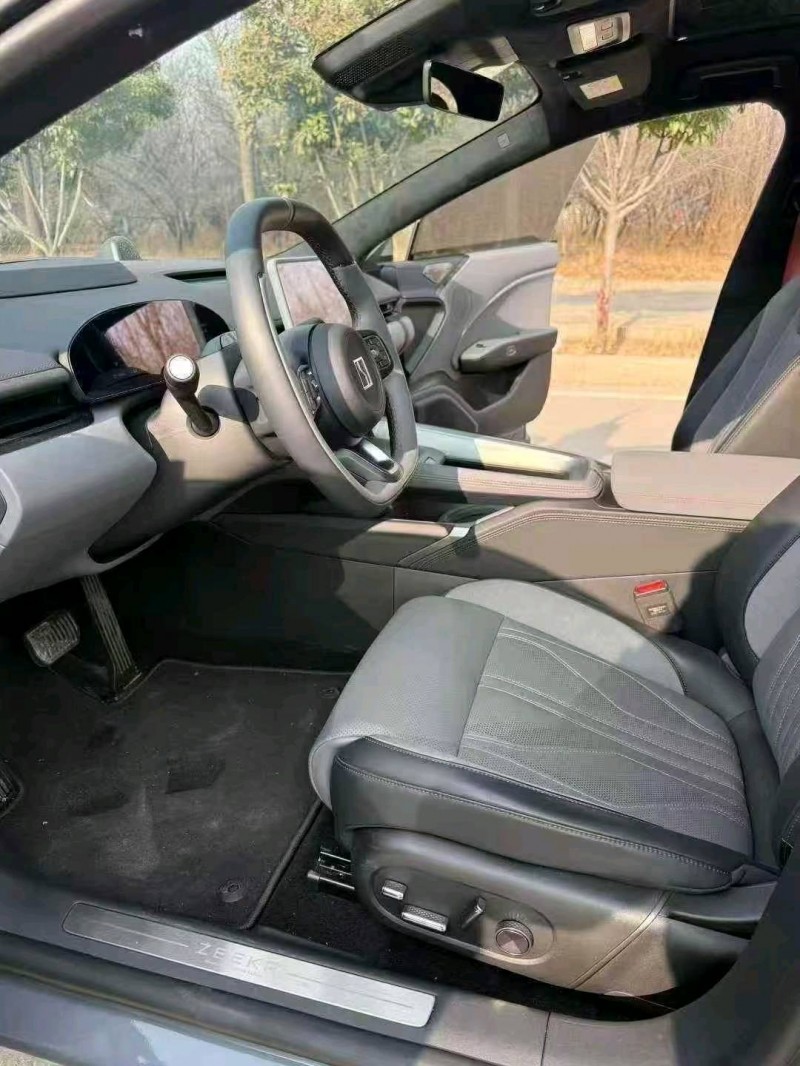 枣庄25年极氪汽车0078