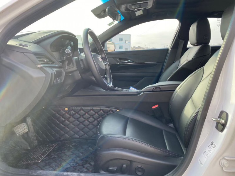 兰州20年凯迪拉克CT44