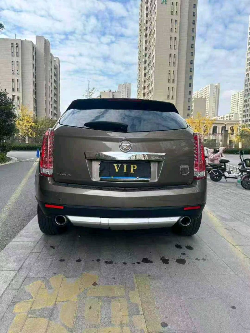 宿迁14年凯迪拉克SRX3