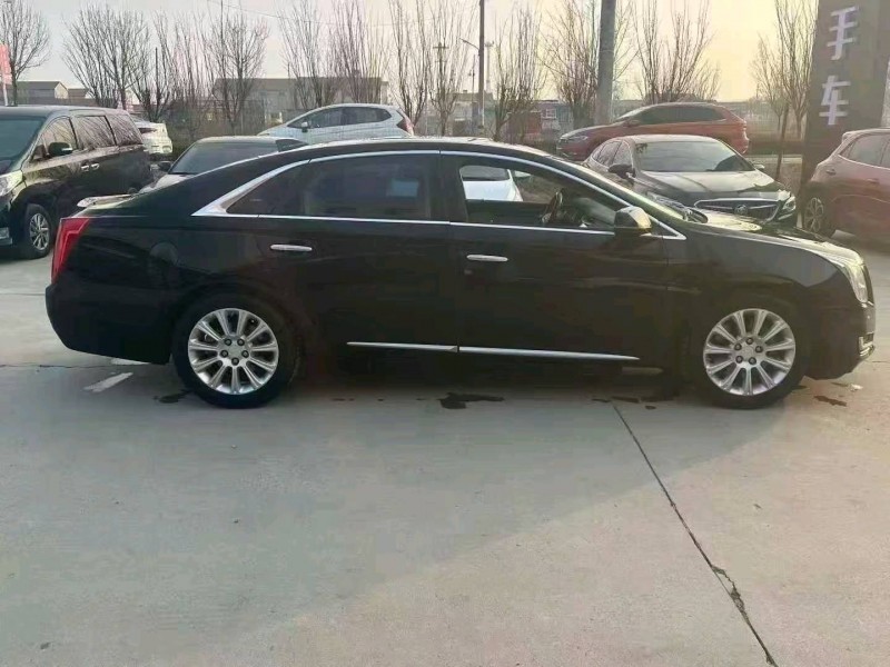 菏泽17年凯迪拉克XTS3