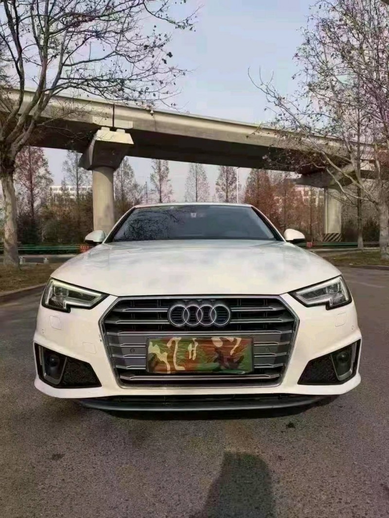 青岛19年奥迪A4L1