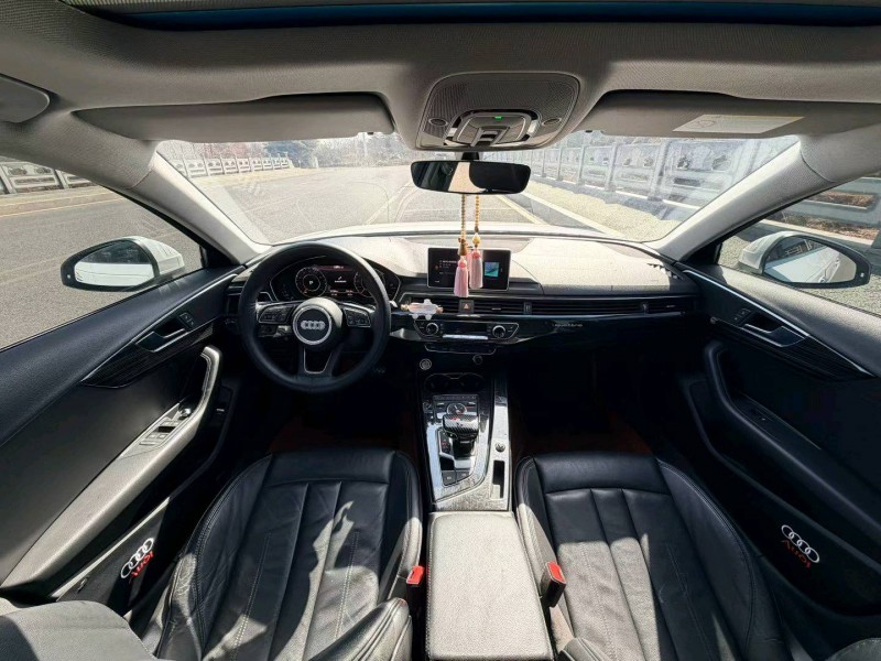 青岛18年奥迪A4L7