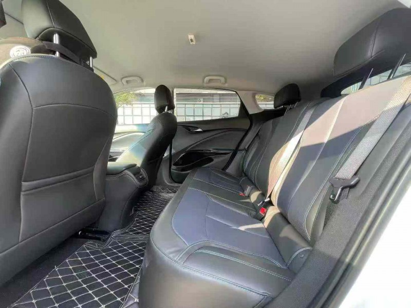 东莞23年别克微蓝5