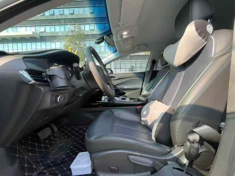 东莞23年别克微蓝6