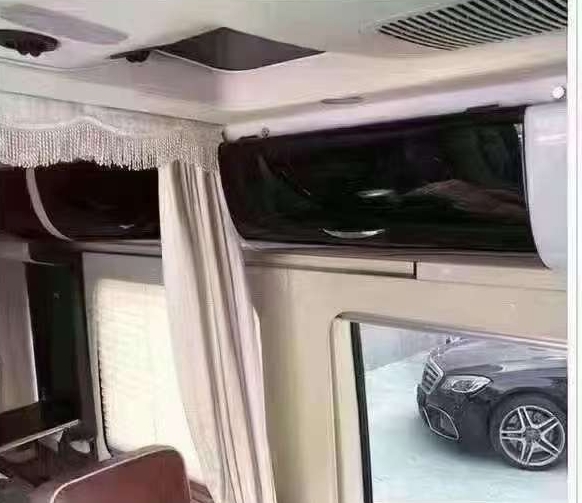 济宁14年奔驰斯宾特5