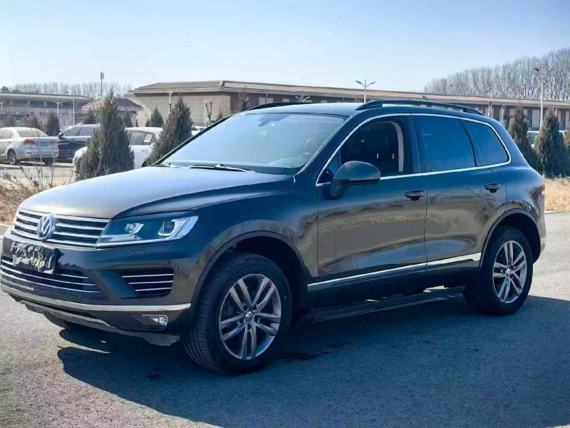 邢台17年大众途锐2