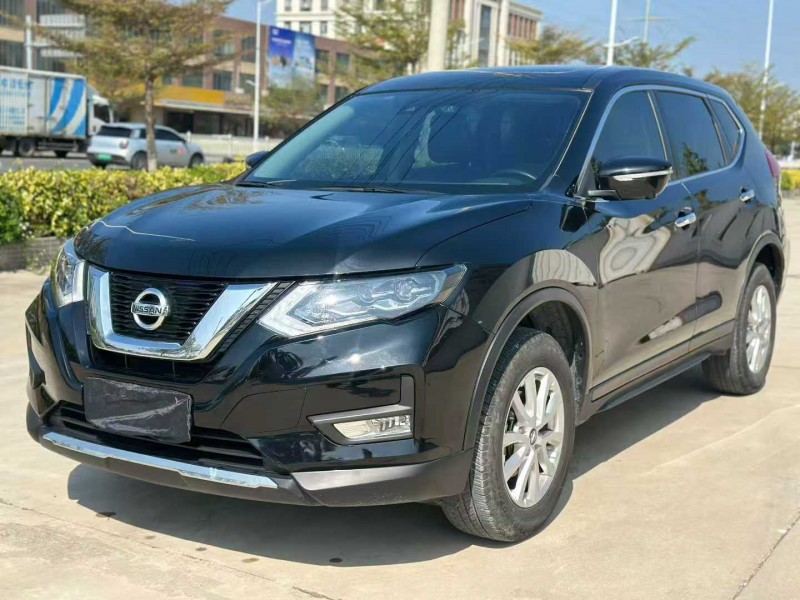 汕头23年日产奇骏3