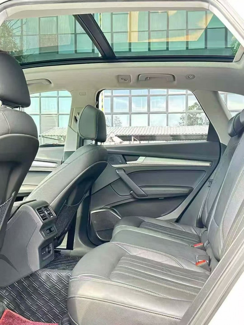 东莞20年奥迪Q54