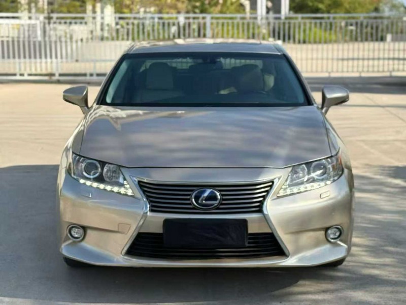 汕头14年雷克萨斯ES1