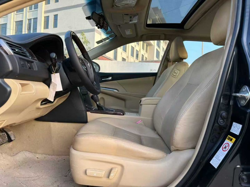 汕头17年丰田凯美瑞4