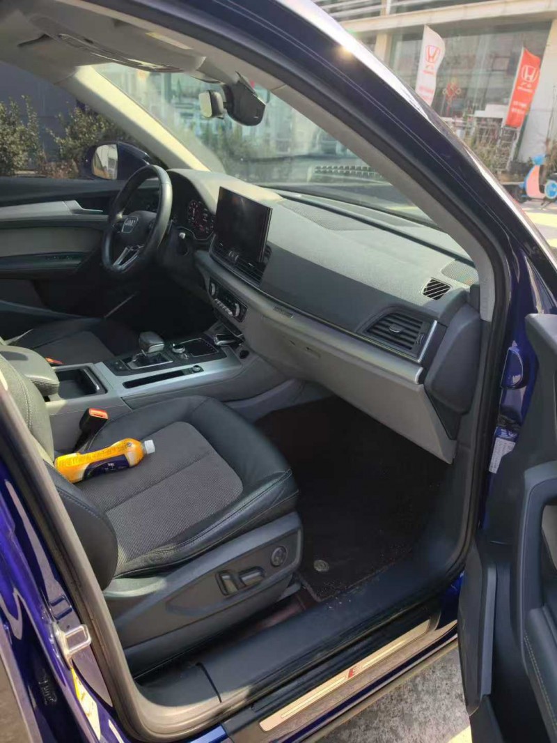 保定19年奥迪Q56