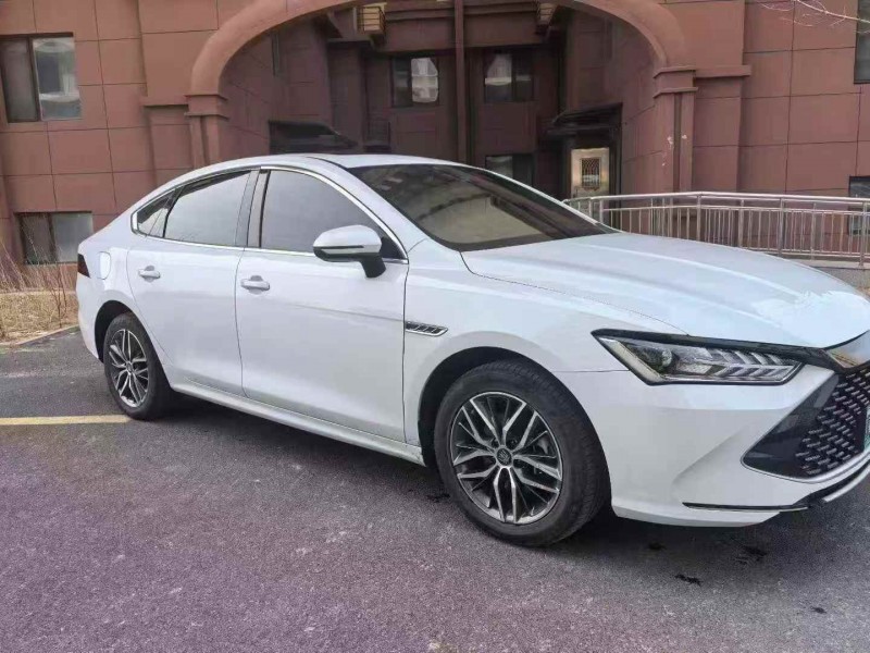 承德23年比亚迪秦3