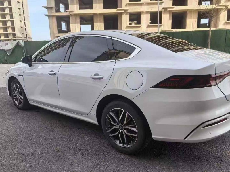 承德23年比亚迪秦8