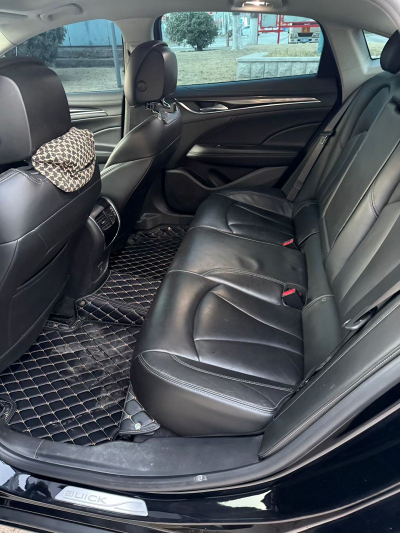 连云港20年别克君越5