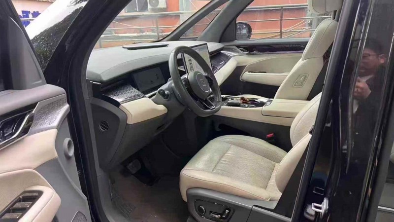 衢州24年极氪汽车0097