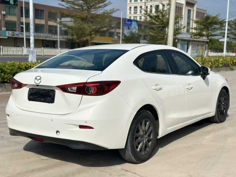 汕头17年马自达昂克赛拉8