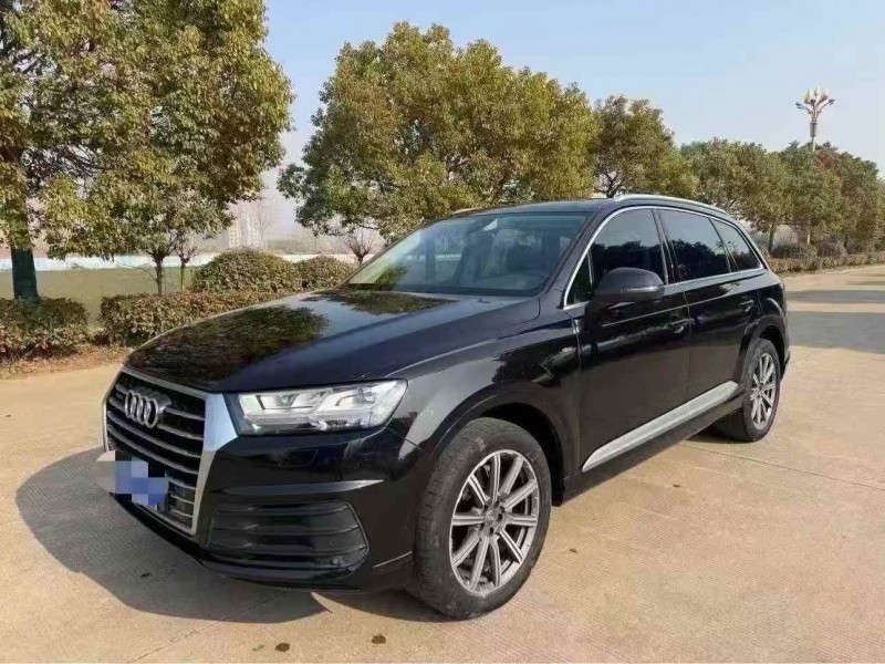 新余18年奥迪Q72