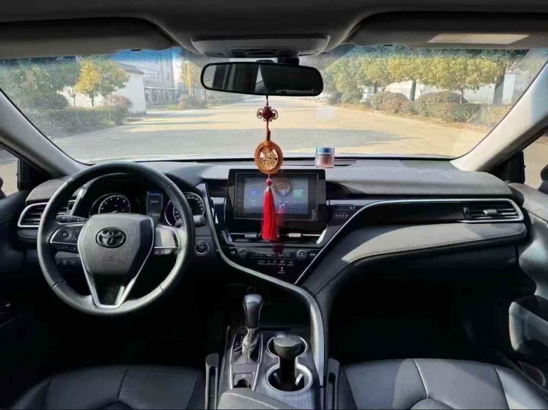 连云港23年丰田凯美瑞6