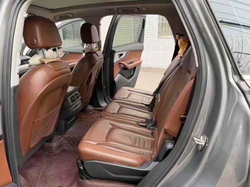 济宁17年奥迪Q75