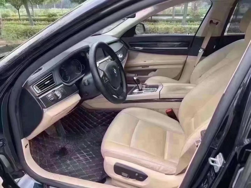 济宁15年宝马7系4