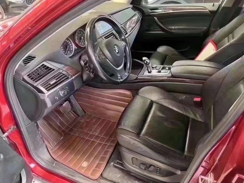 济宁12年宝马X65
