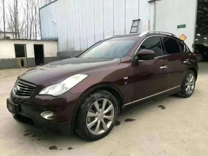 济宁14年英菲尼迪QX502