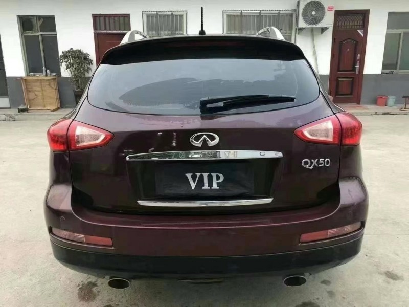 济宁14年英菲尼迪QX509