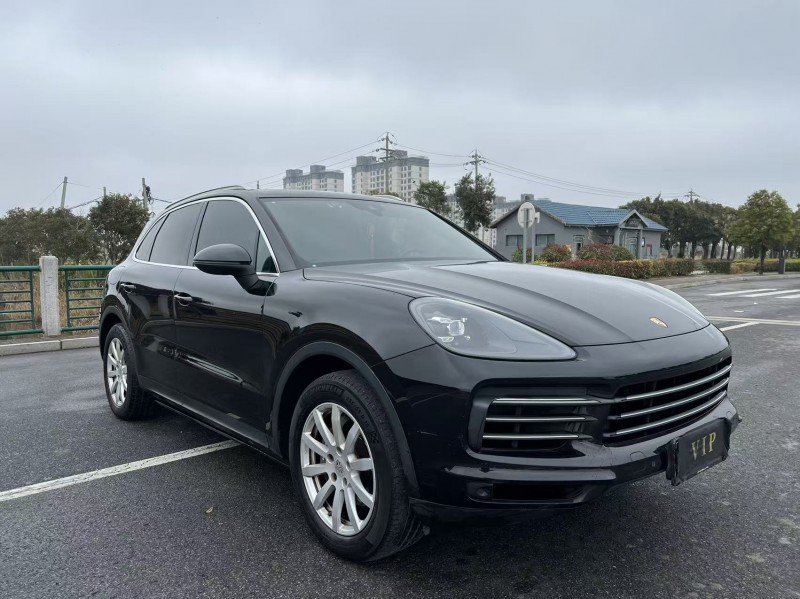 盐城18年保时捷卡宴3