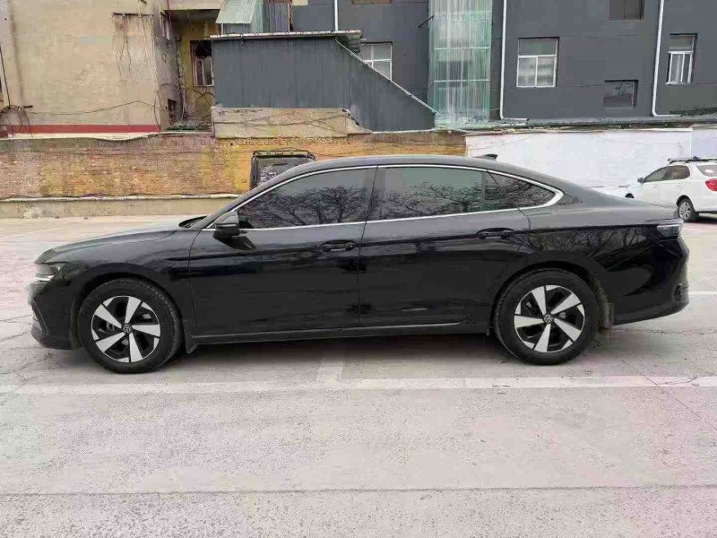 邢台25年大众迈腾2