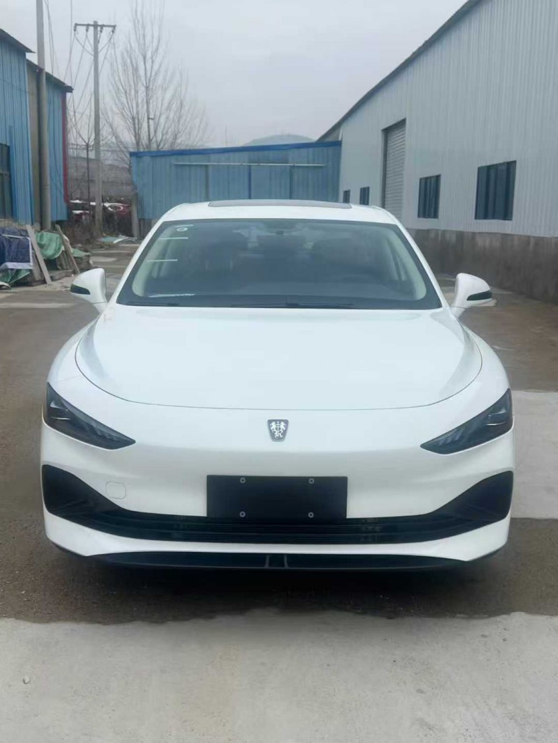 徐州25年荣威D71