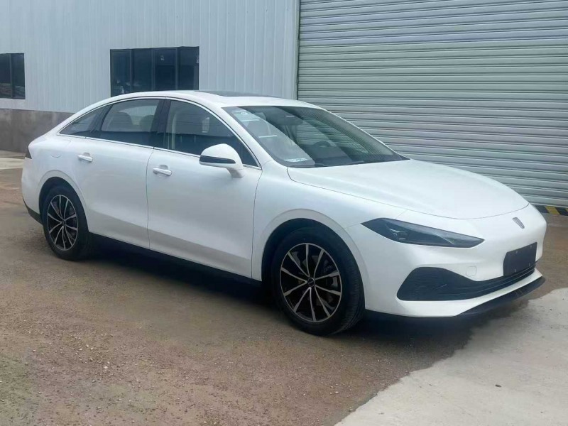 徐州25年荣威D72