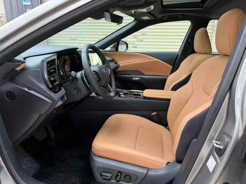 徐州25年雷克萨斯RX4