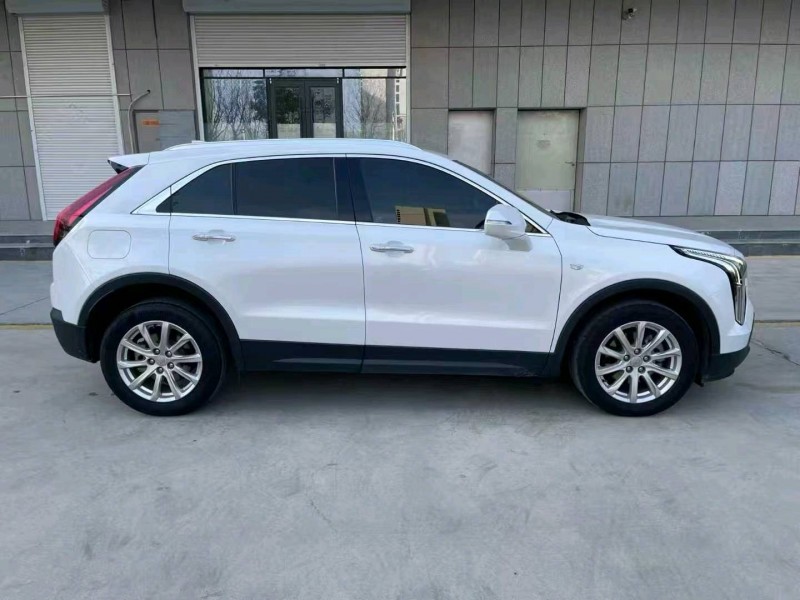 济宁22年凯迪拉克XT45