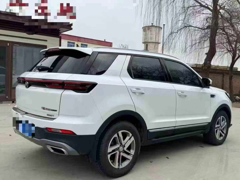 保定20年长安汽车CS557