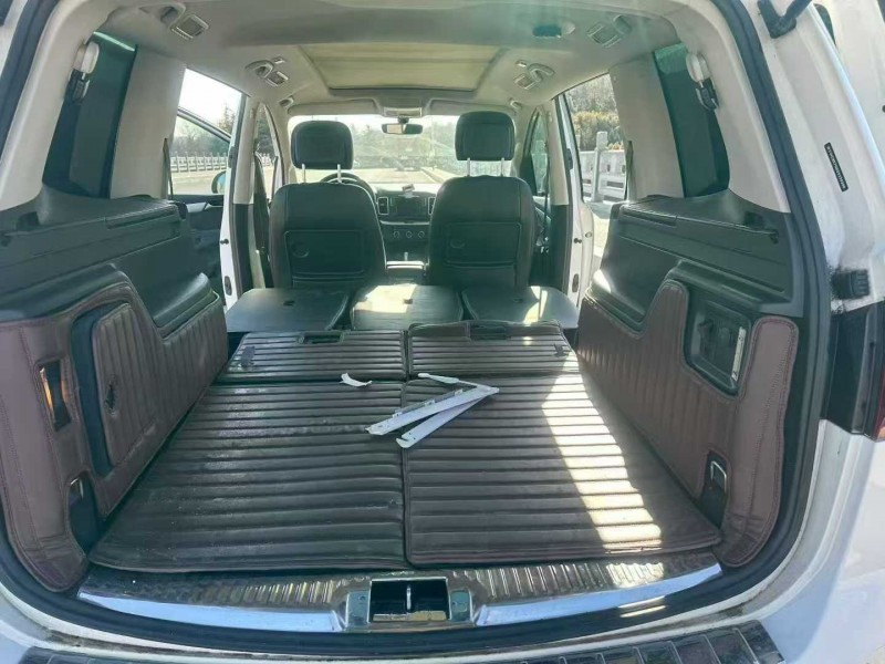 青岛16年大众夏朗4