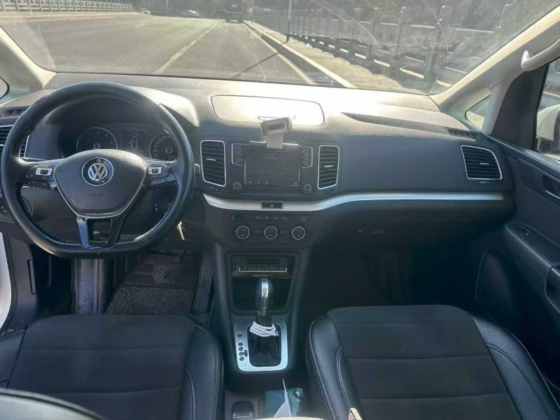 青岛16年大众夏朗5