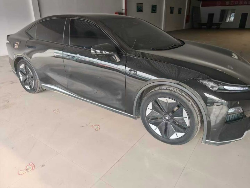 青岛24年长安汽车深蓝2