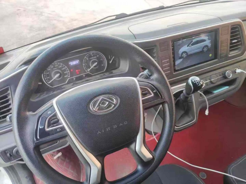 青岛23年大通V806