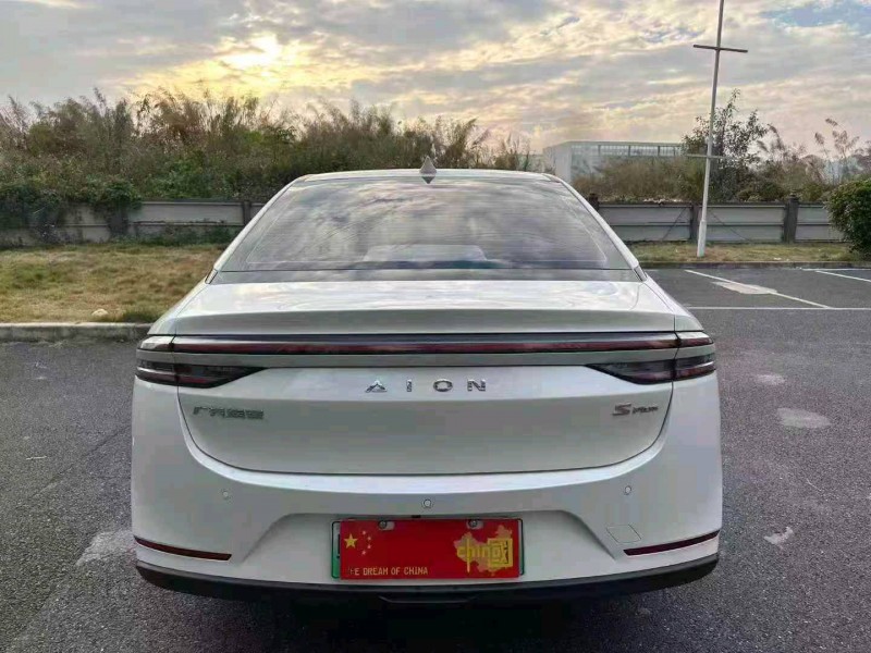 广州25年传祺埃安S4