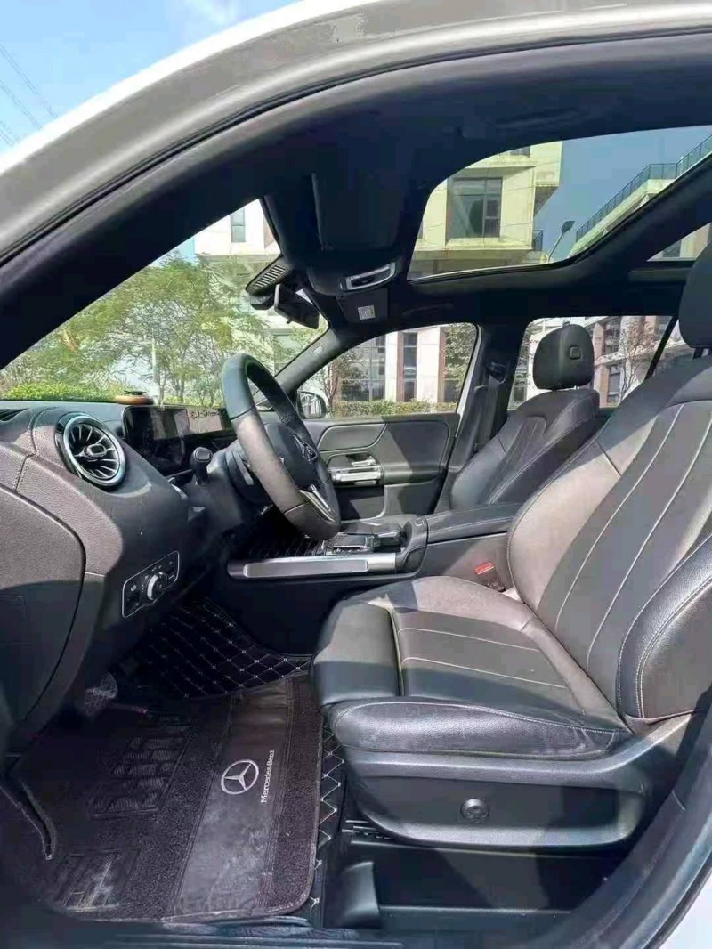 广州21年奔驰GLB5